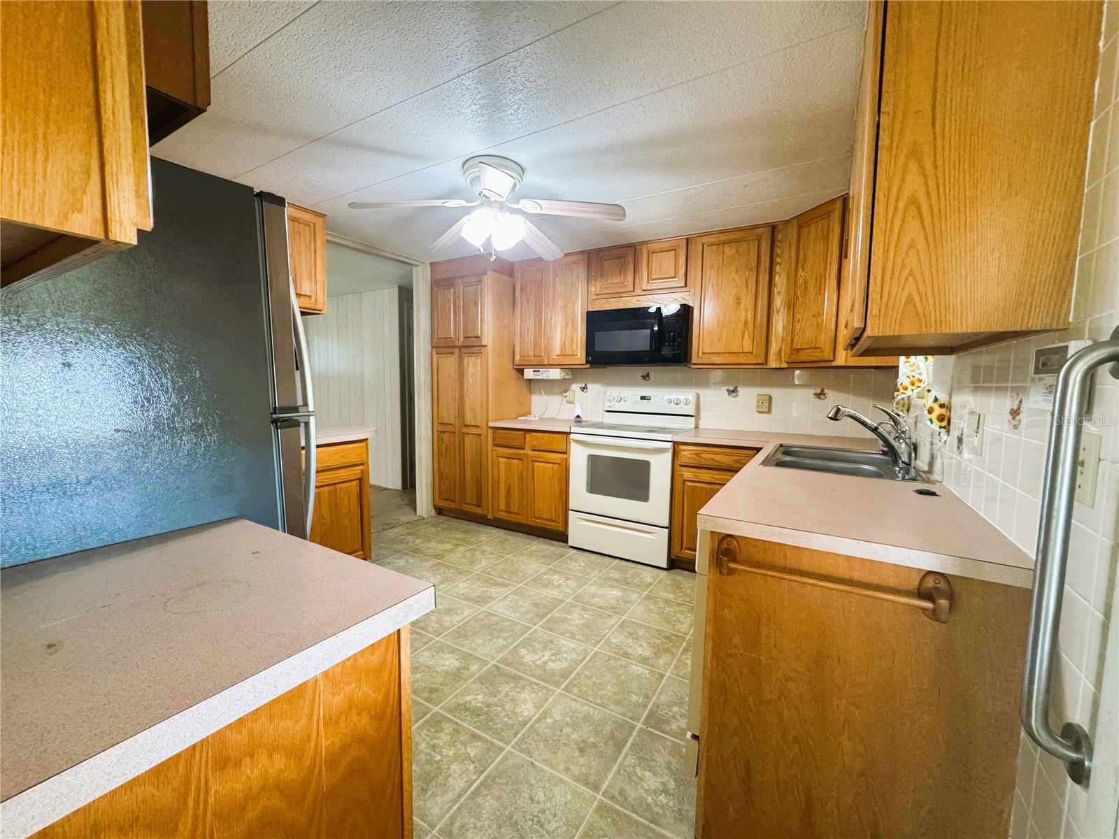 Image 19 of 34 For 308 Hawthorne Boulevard