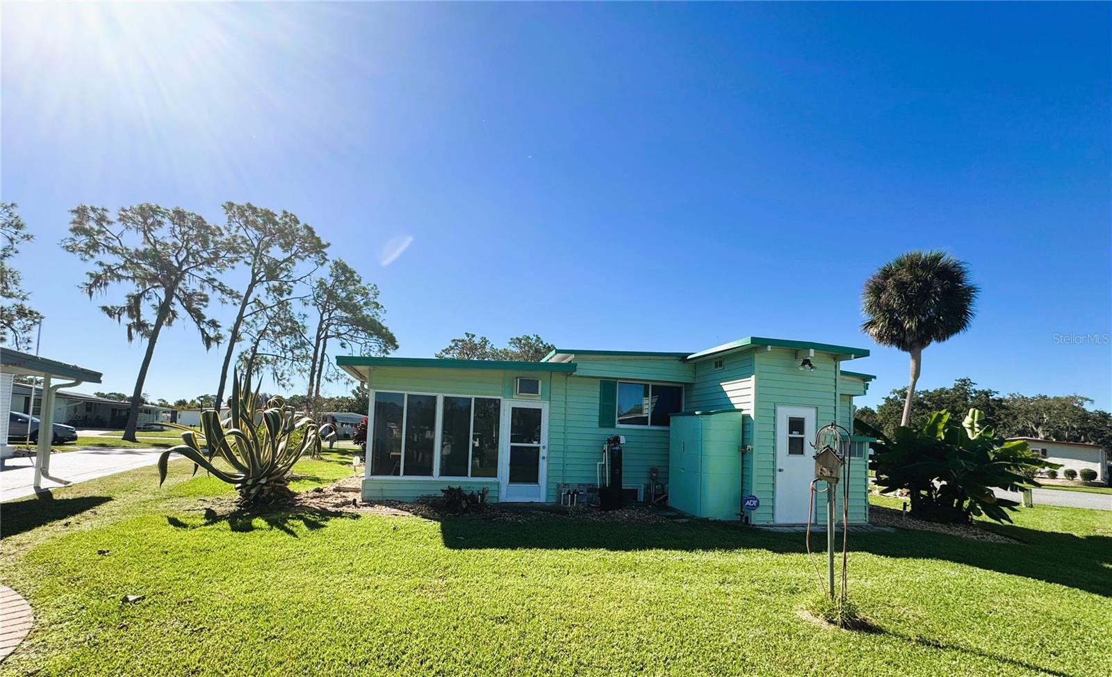 Image 7 of 34 For 308 Hawthorne Boulevard