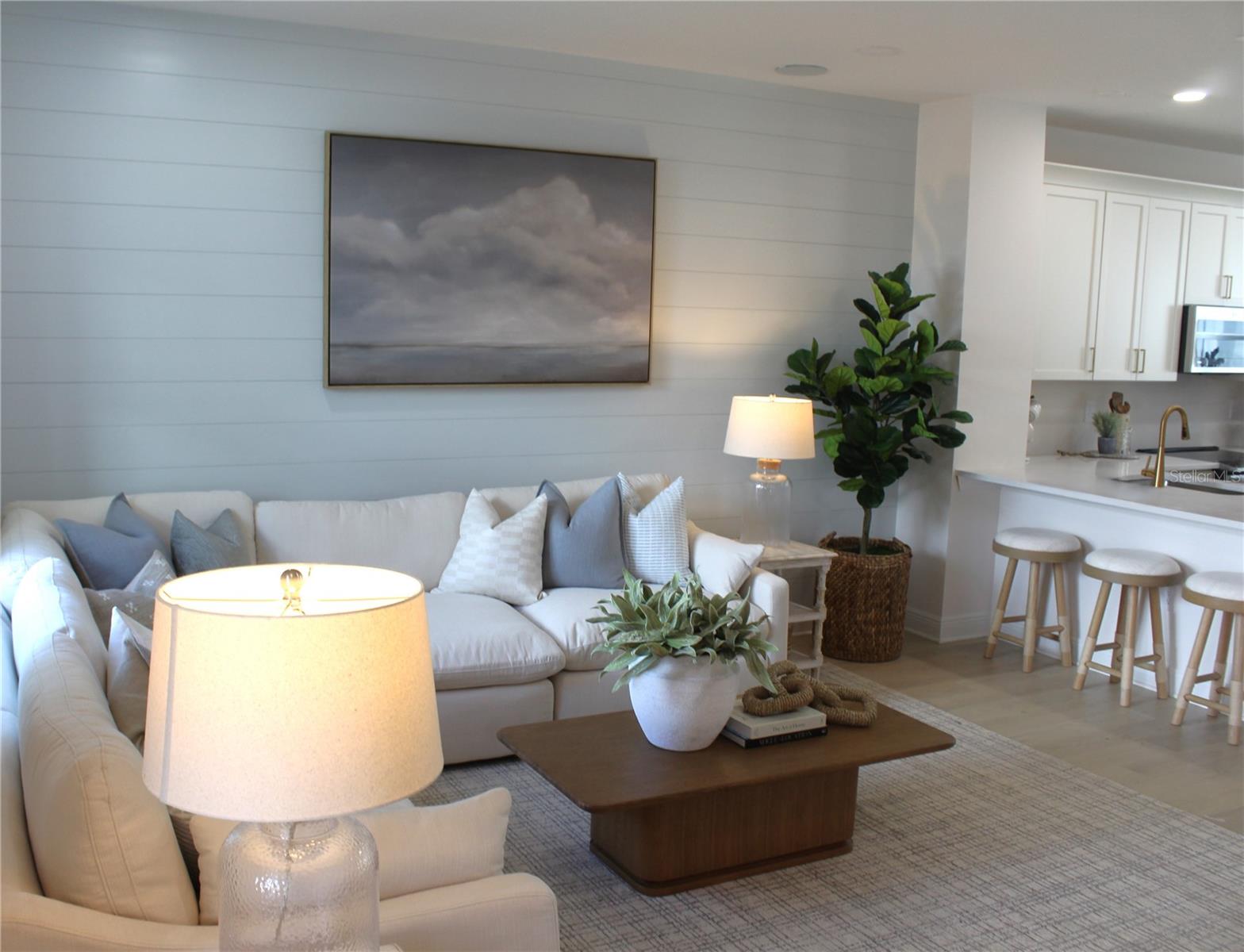 Image 6 of 16 For 17736 Broadleaf Loop