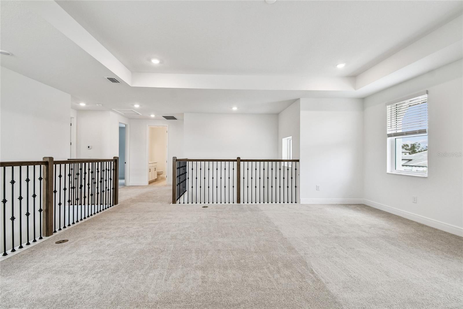 Listing photo id 24 for 7579 Seahawk Avenue