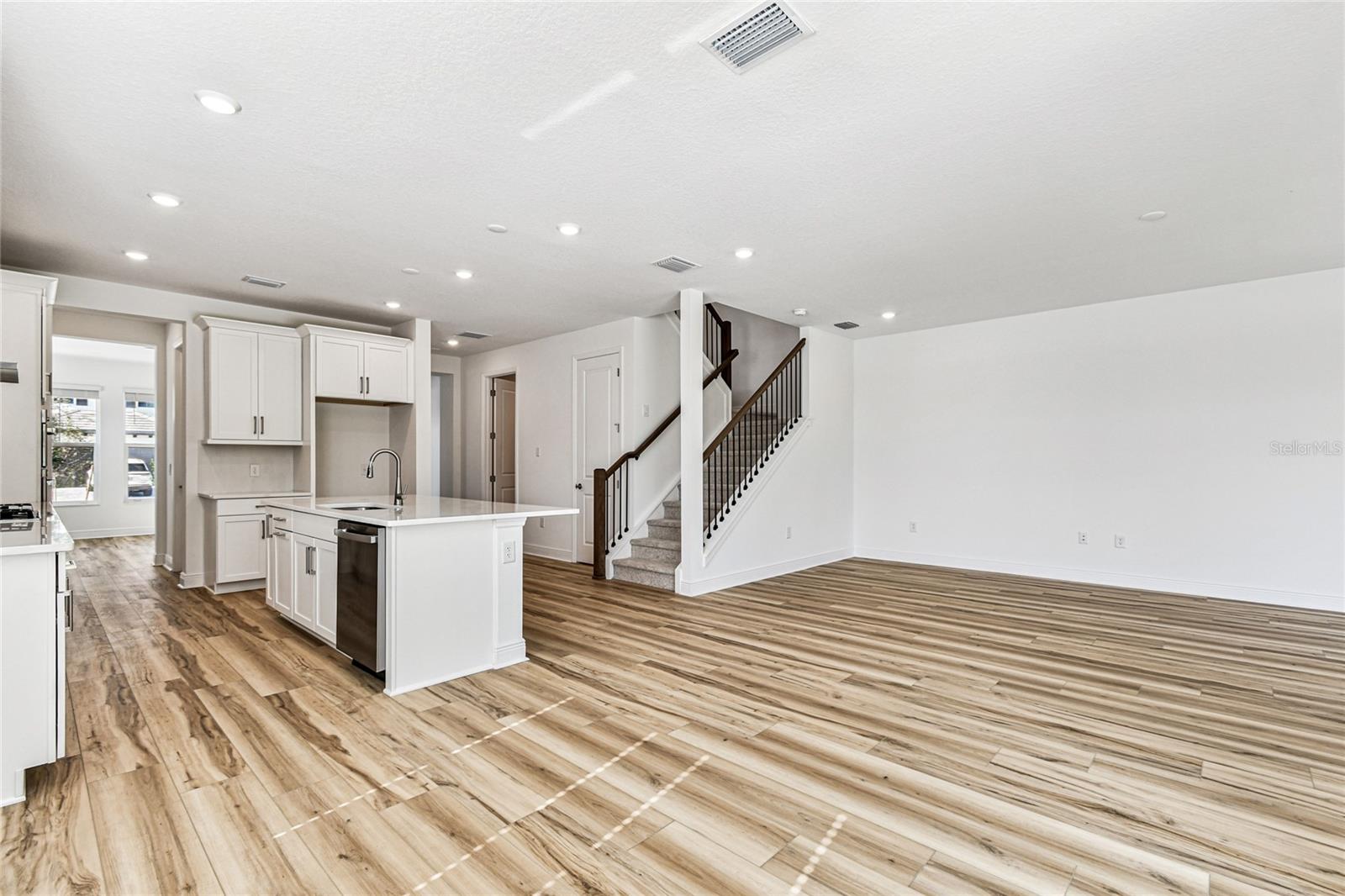 Image 14 of 44 For 7586 Seahawk Avenue