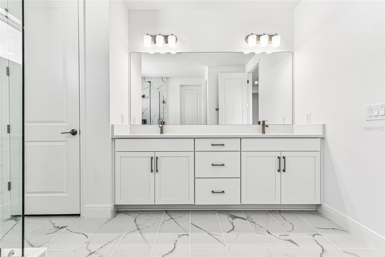 Image 26 of 44 For 7586 Seahawk Avenue