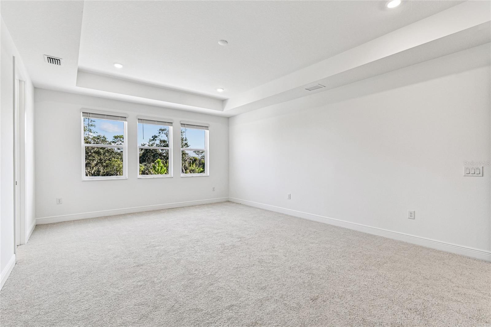 Image 28 of 44 For 7586 Seahawk Avenue