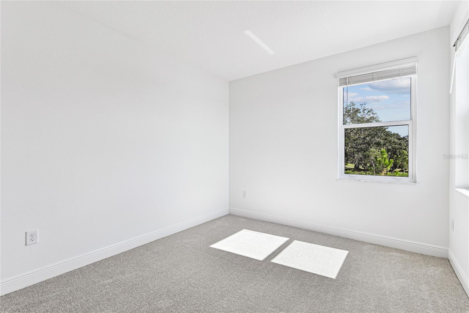 Image 32 of 44 For 7586 Seahawk Avenue