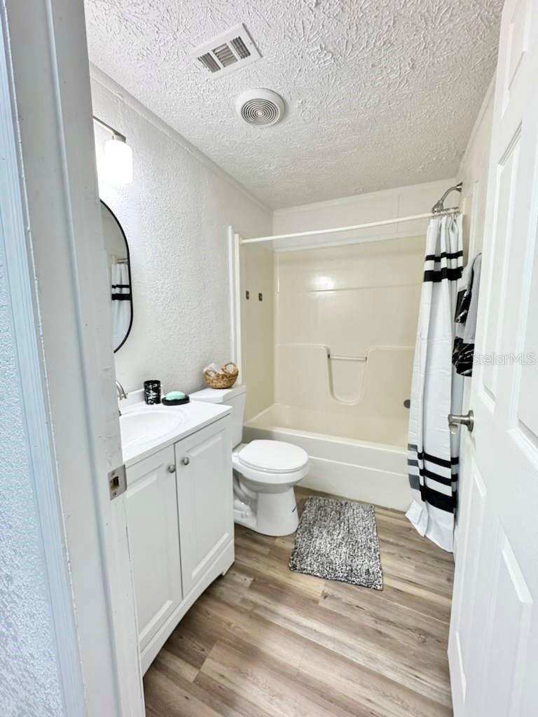 Image 5 of 16 For 6140 144th Place