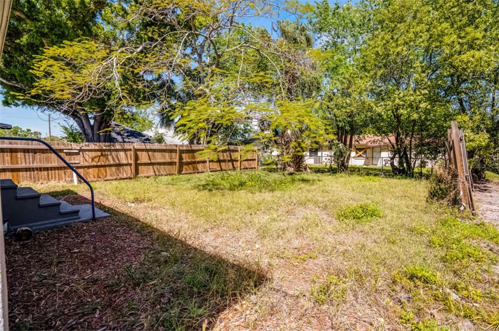 Image 4 of 33 For 2335 Beach Street