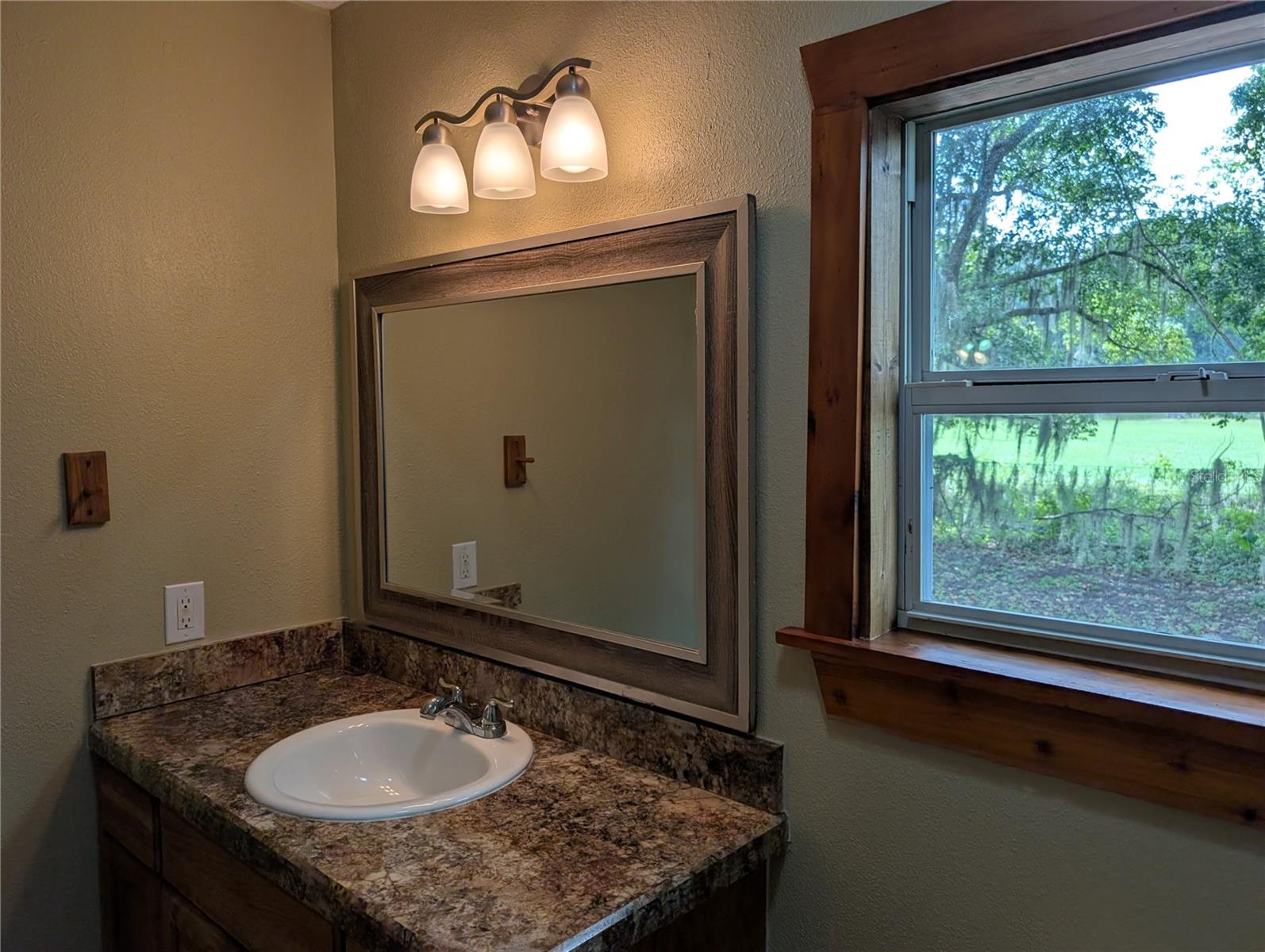 Image 14 of 17 For 12022 Sunset Harbor Road