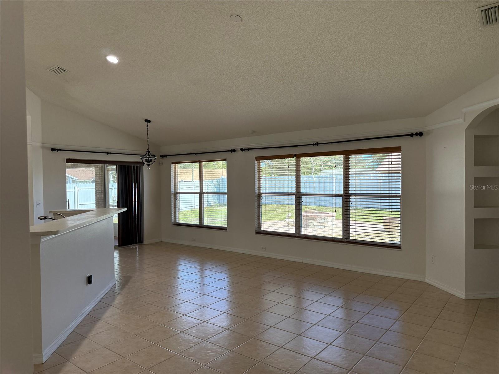 Image 2 of 12 For 2423 Moonstone Avenue