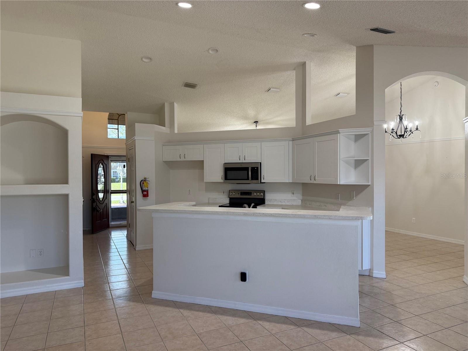 Image 4 of 12 For 2423 Moonstone Avenue