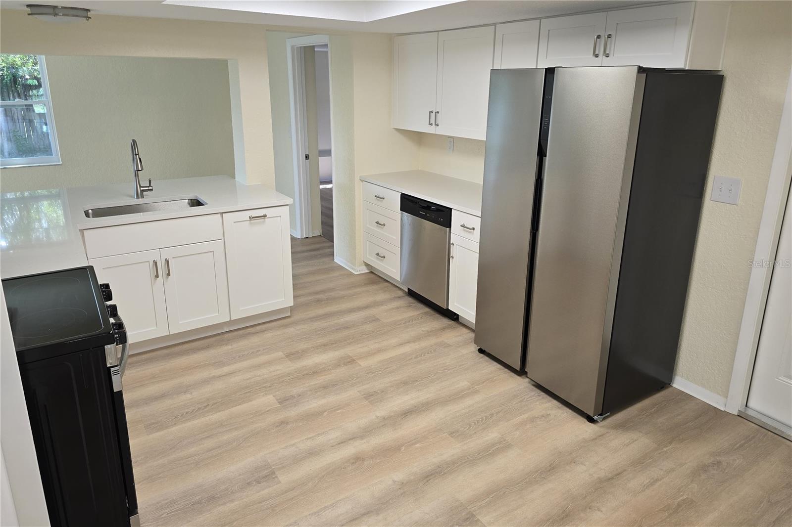 Image 16 of 37 For 4206 Glissade Drive