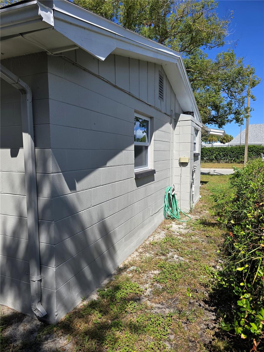 Image 33 of 37 For 4206 Glissade Drive