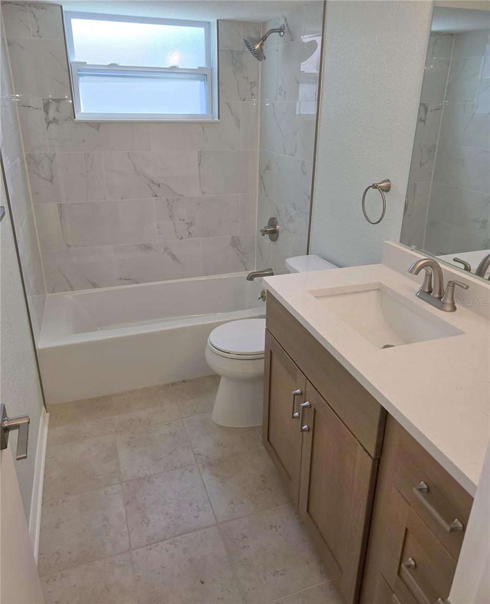 Image 6 of 37 For 4206 Glissade Drive