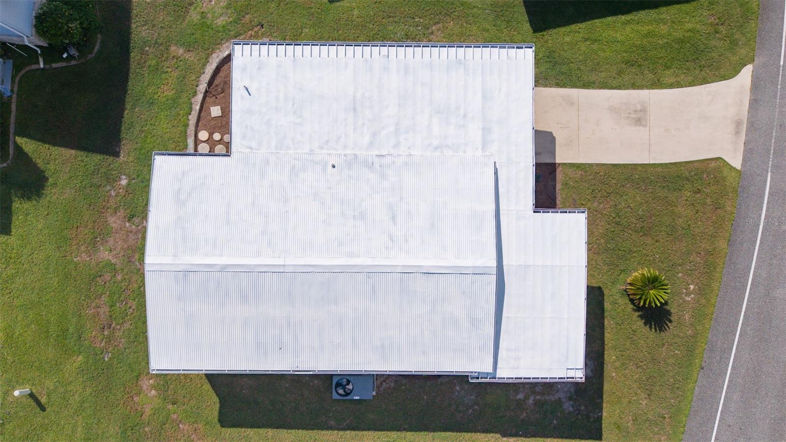 Image 33 of 41 For 205 Palo Verde Drive