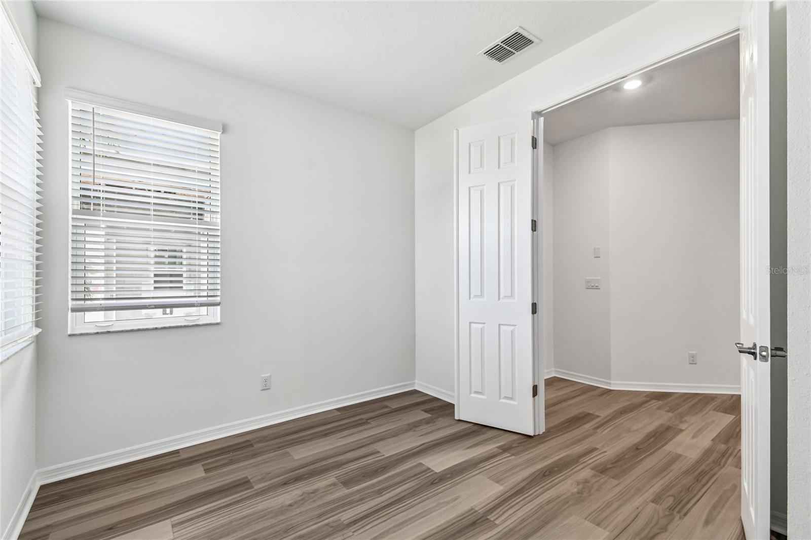 Image 22 of 43 For 18110 Cherished Loop