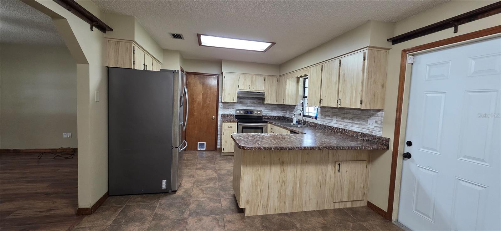 Image 4 of 26 For 40116 Parkinsonia Street