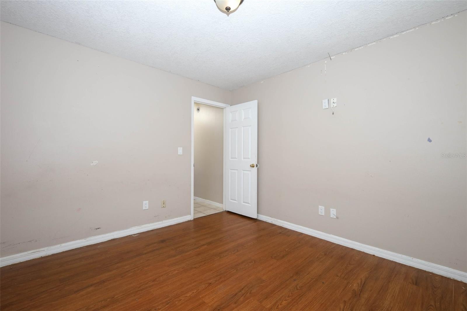 Image 32 of 42 For 7113 Ironwood Drive