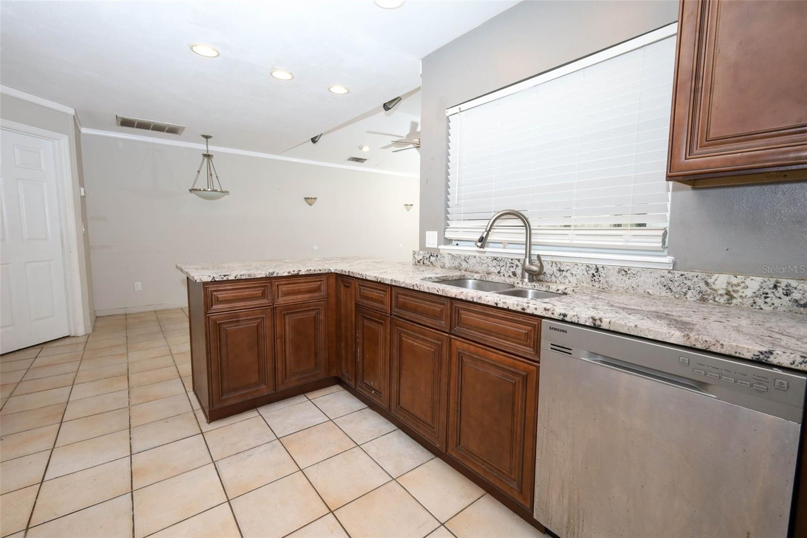 Image 8 of 42 For 7113 Ironwood Drive