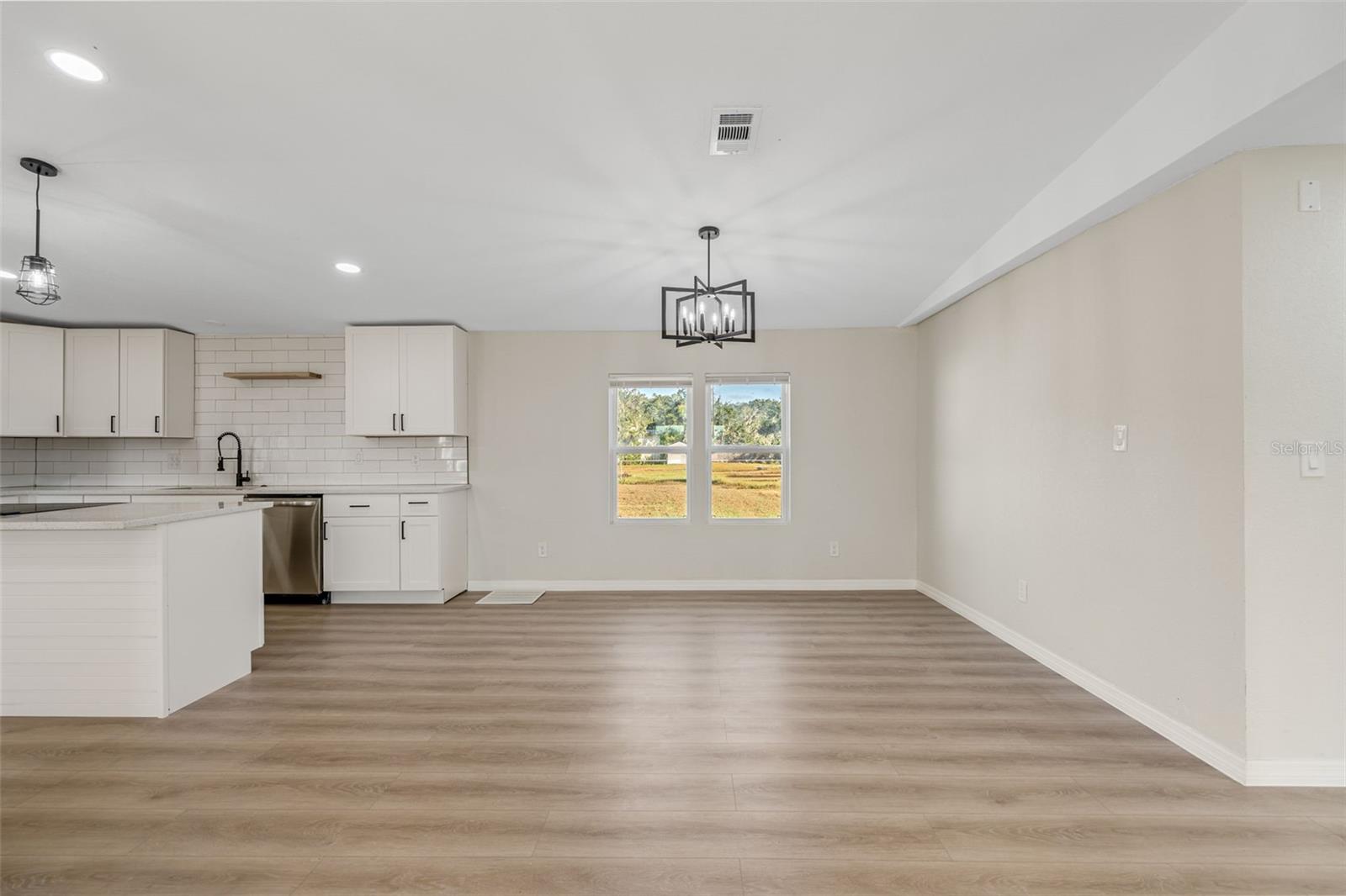 Image 14 of 31 For 4207 Ollie Road