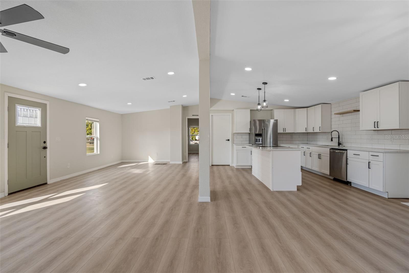 Image 17 of 31 For 4207 Ollie Road