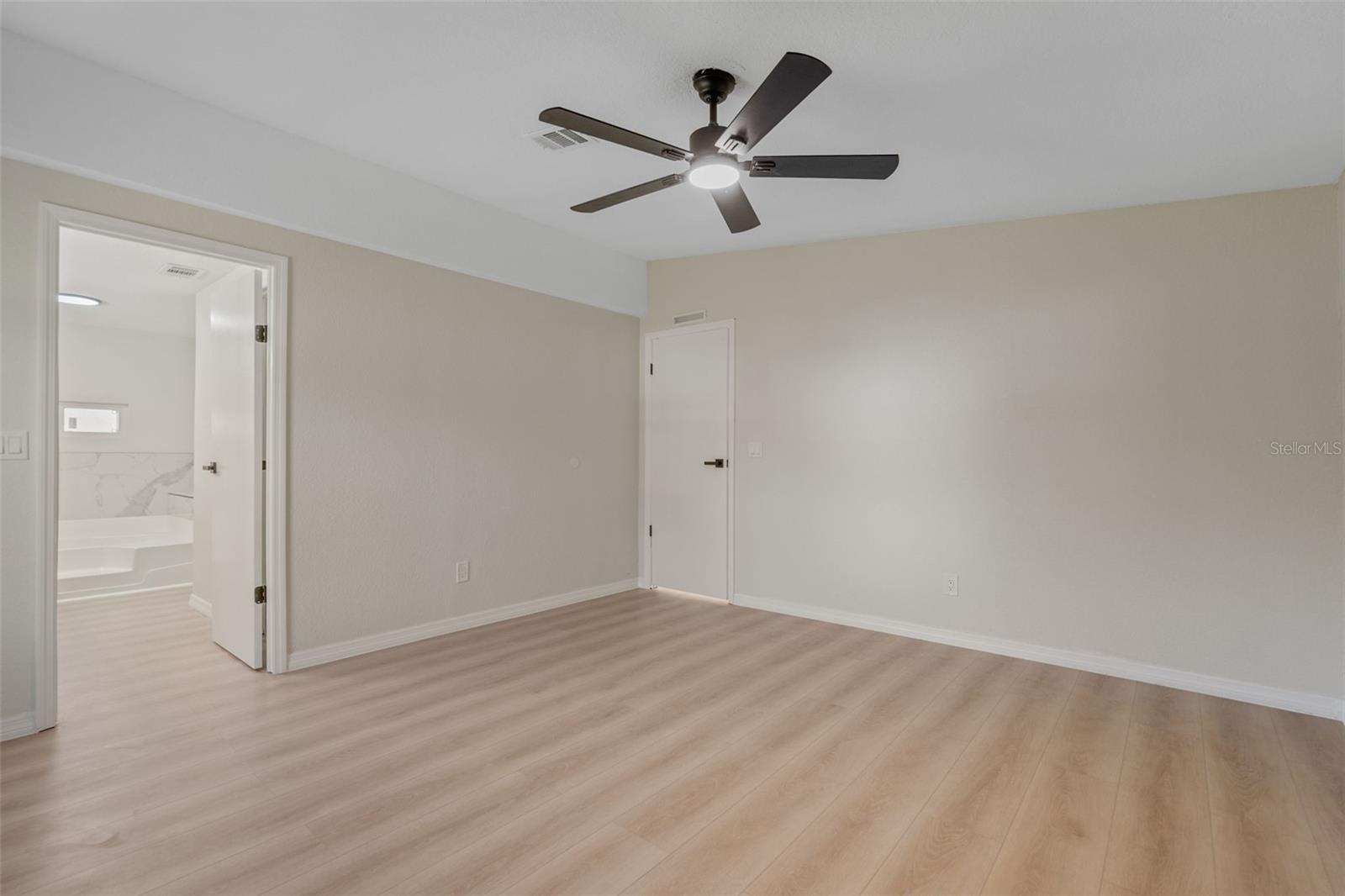 Image 24 of 31 For 4207 Ollie Road