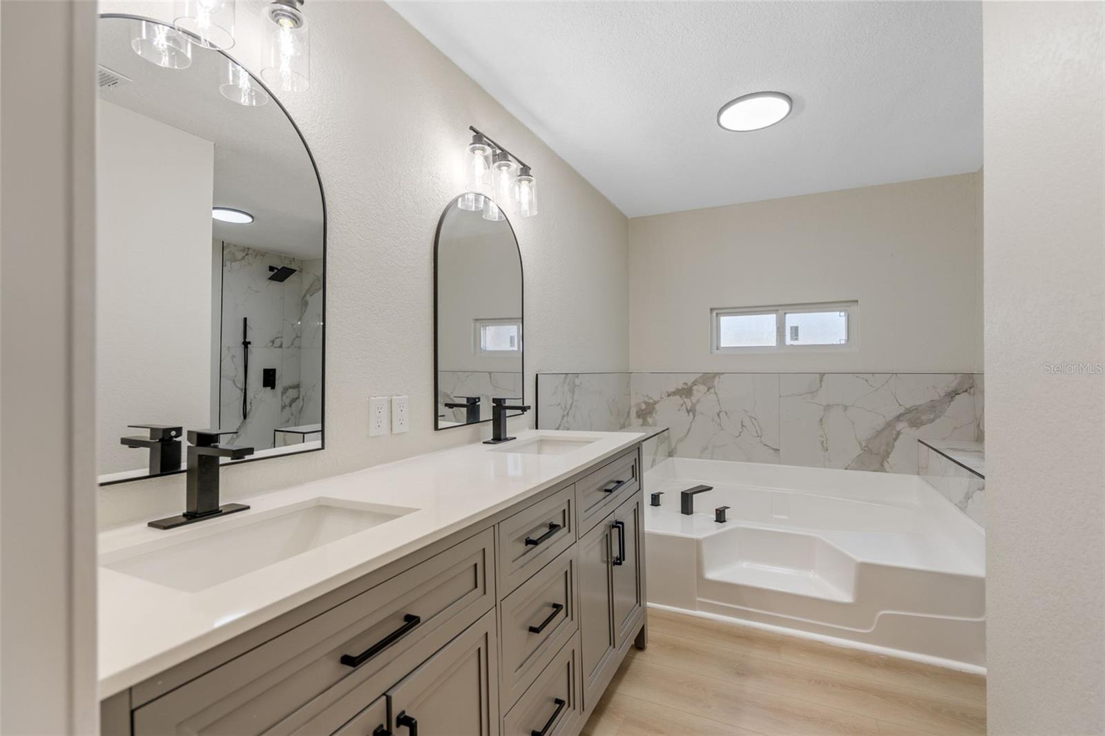 Image 25 of 31 For 4207 Ollie Road