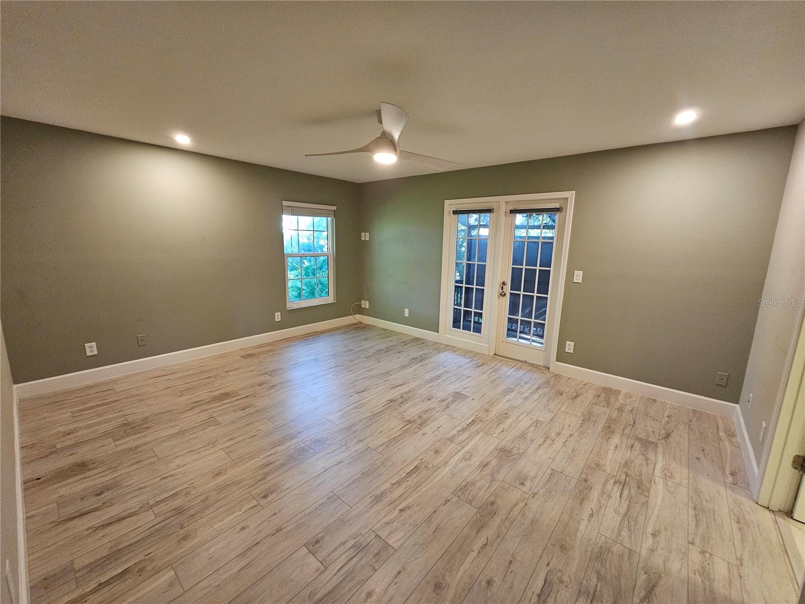 Image 10 of 38 For 1210 Cottonwood Trail 1-1