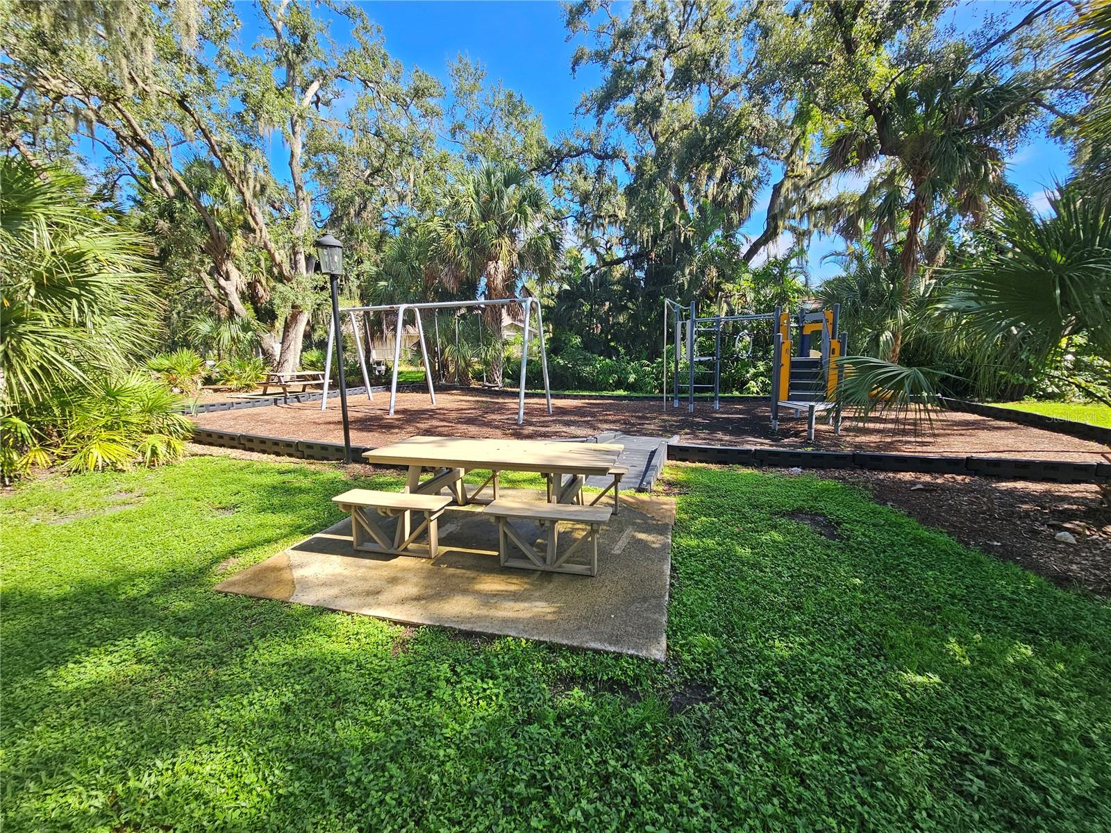 Image 37 of 38 For 1210 Cottonwood Trail 1-1