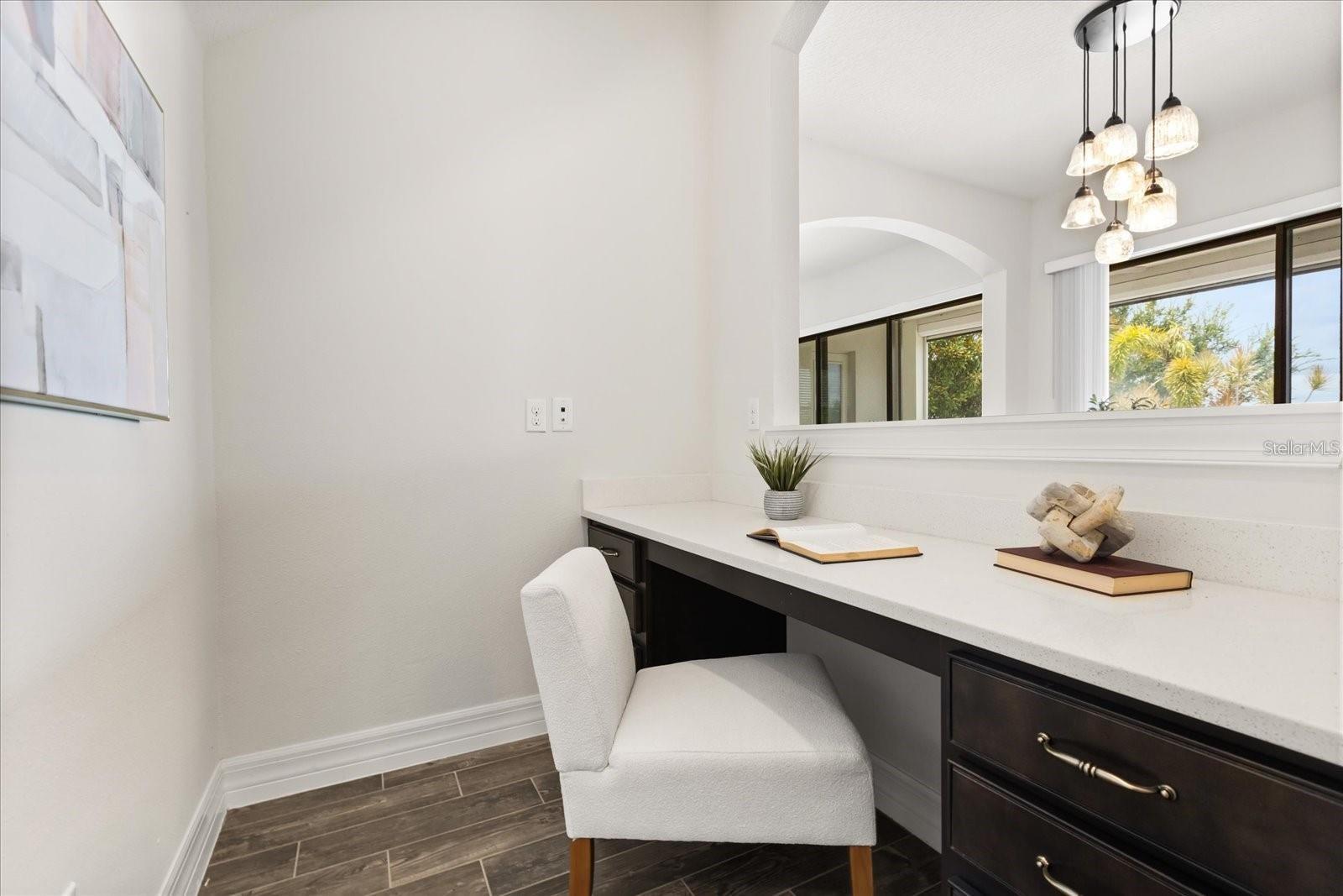 Image 12 of 23 For 10854 Lemon Lake Boulevard