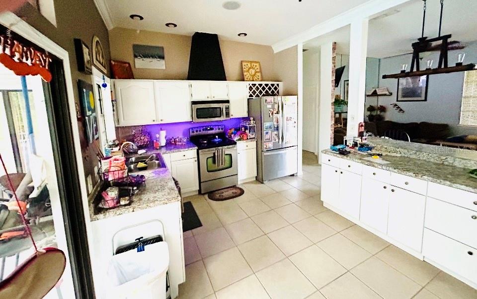 Image 8 of 11 For 1014 Willa Lake Circle