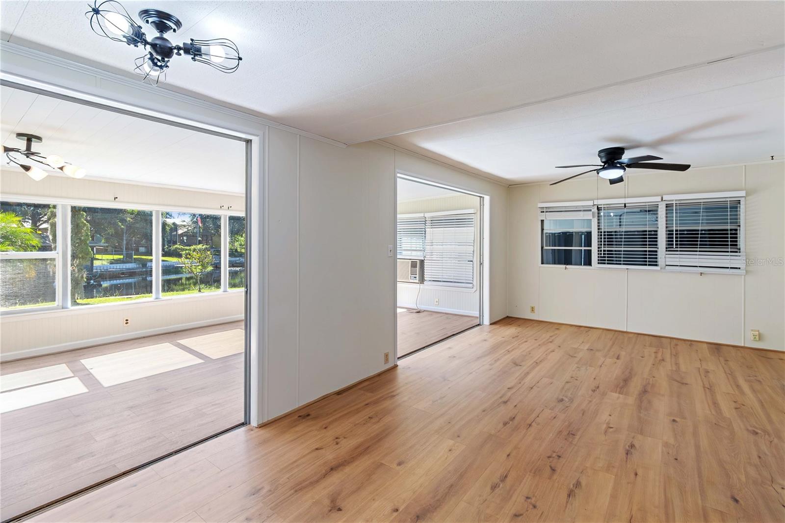 Image 10 of 30 For 6420 Woods St