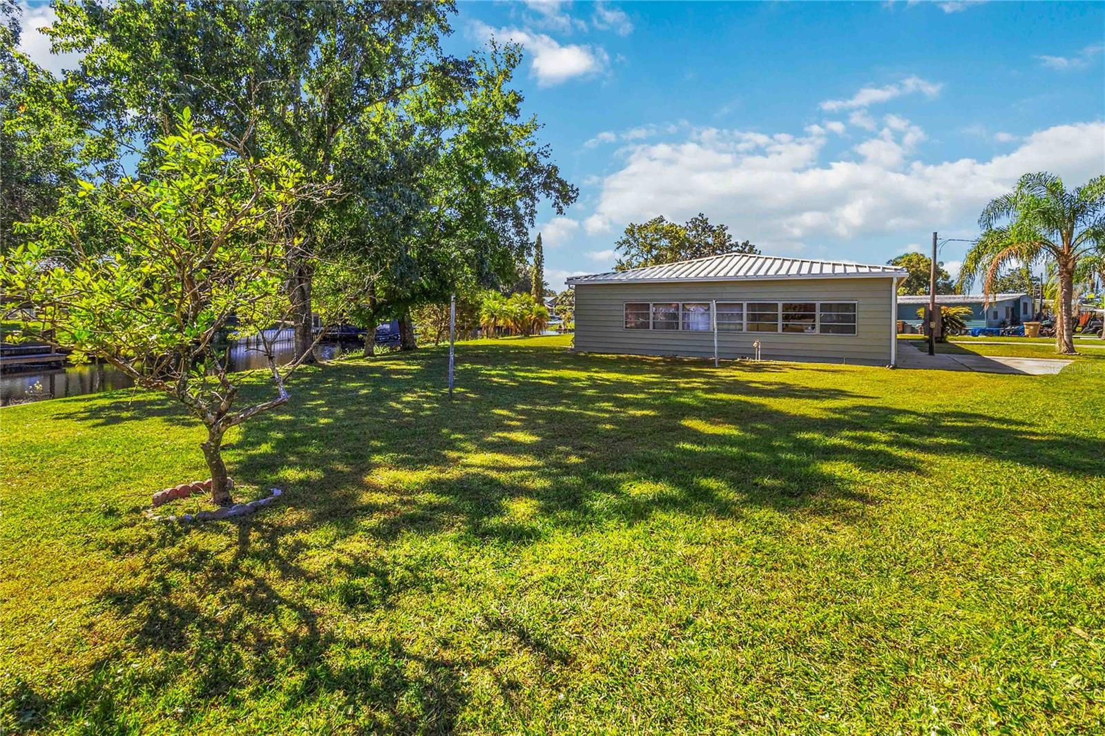 Image 26 of 30 For 6420 Woods St