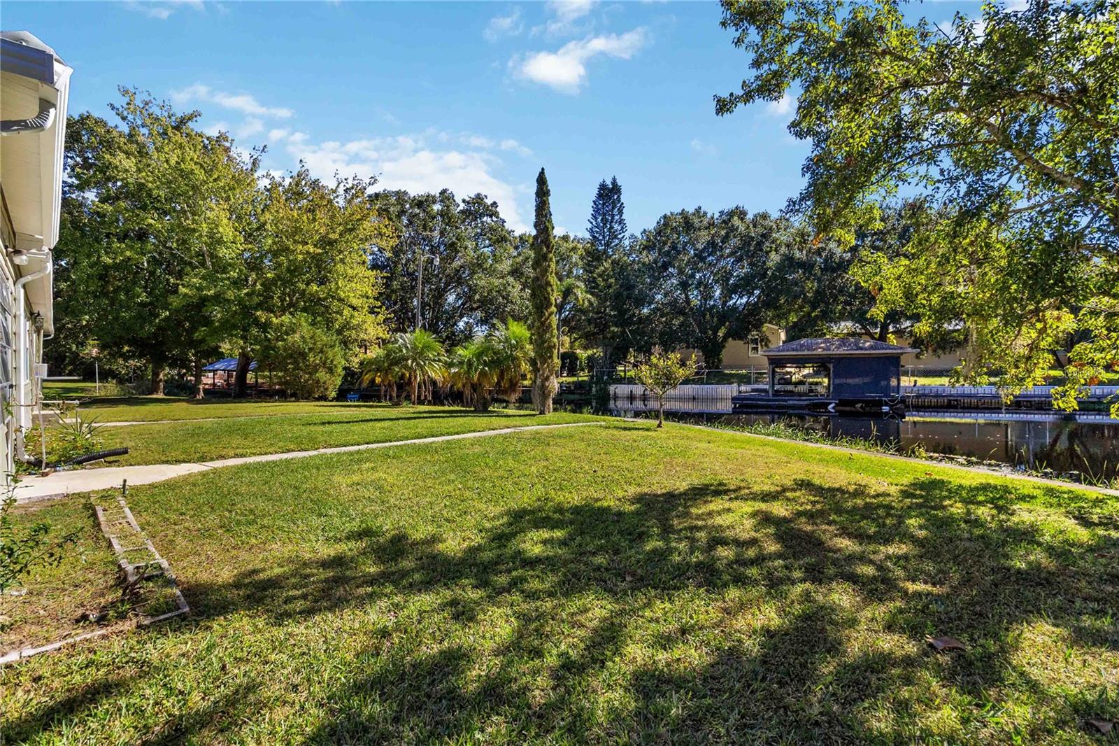 Image 28 of 30 For 6420 Woods St