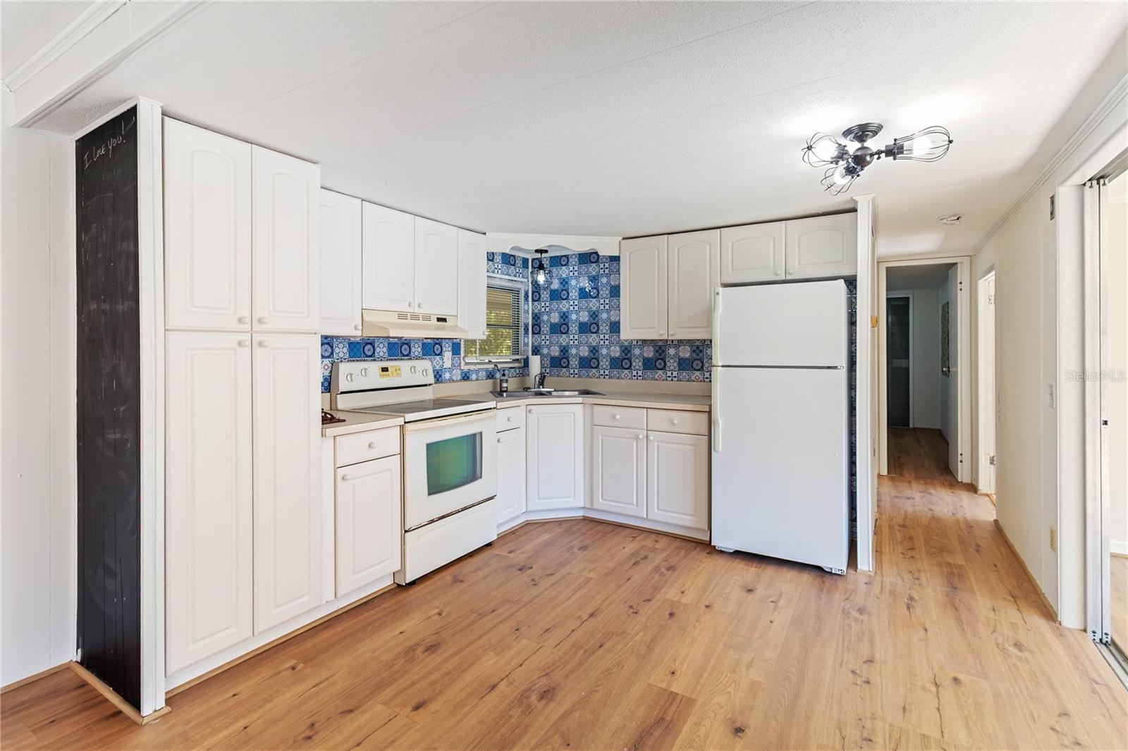 Image 8 of 30 For 6420 Woods St