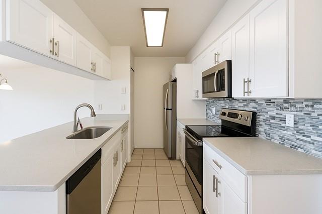 Image 4 of 19 For 2749 Poinciana Boulevard 16