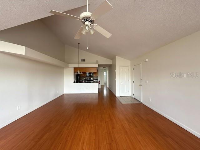 Image 6 of 19 For 2749 Poinciana Boulevard 16