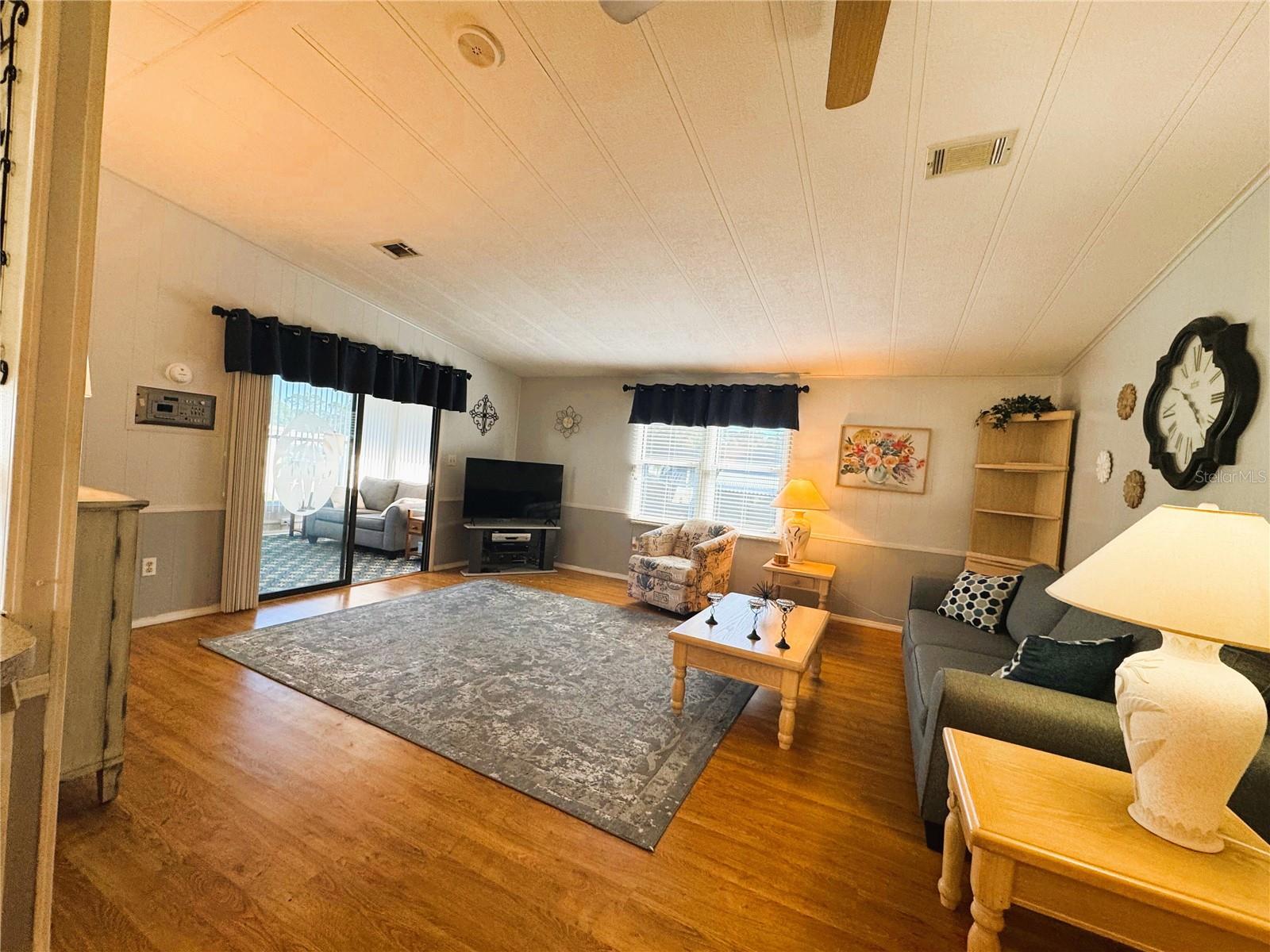 Image 16 of 36 For 178 Hibiscus Way