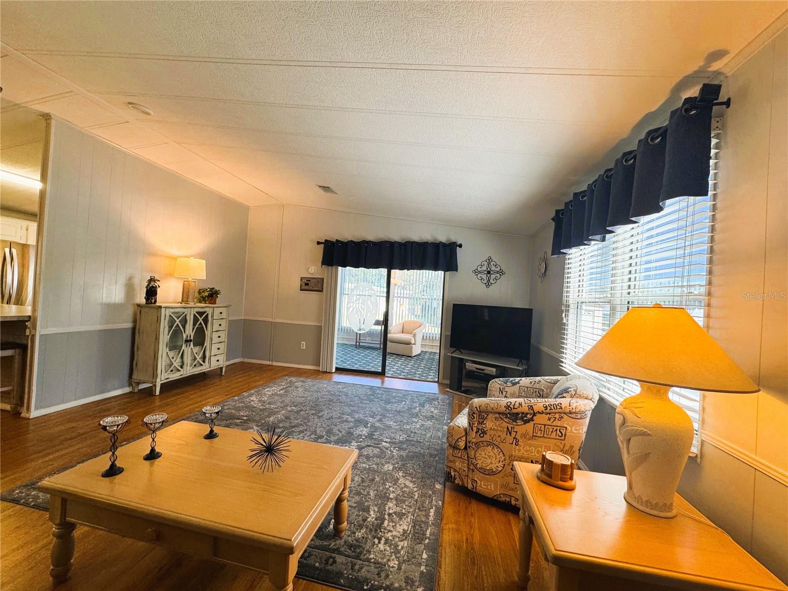 Image 17 of 36 For 178 Hibiscus Way