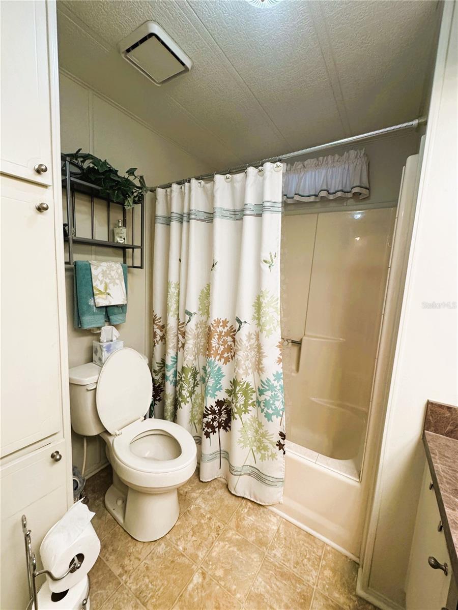 Image 22 of 36 For 178 Hibiscus Way