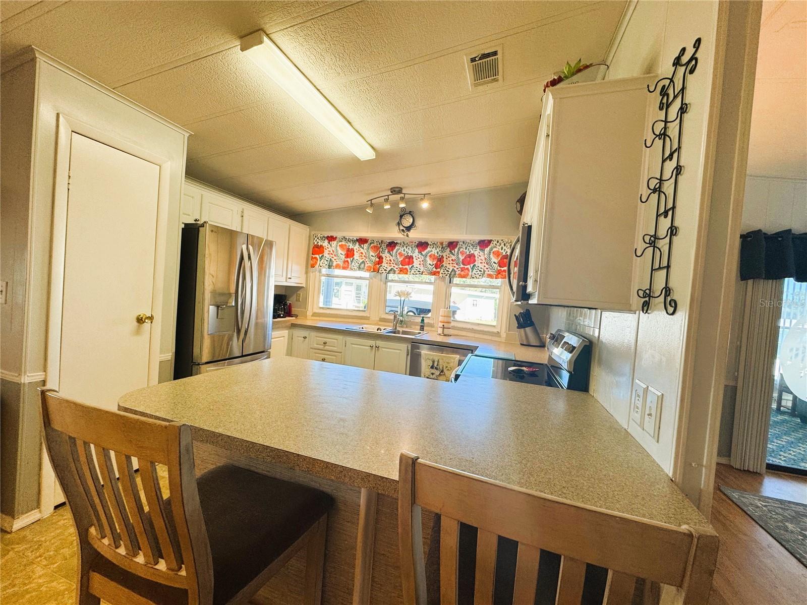 Image 8 of 36 For 178 Hibiscus Way