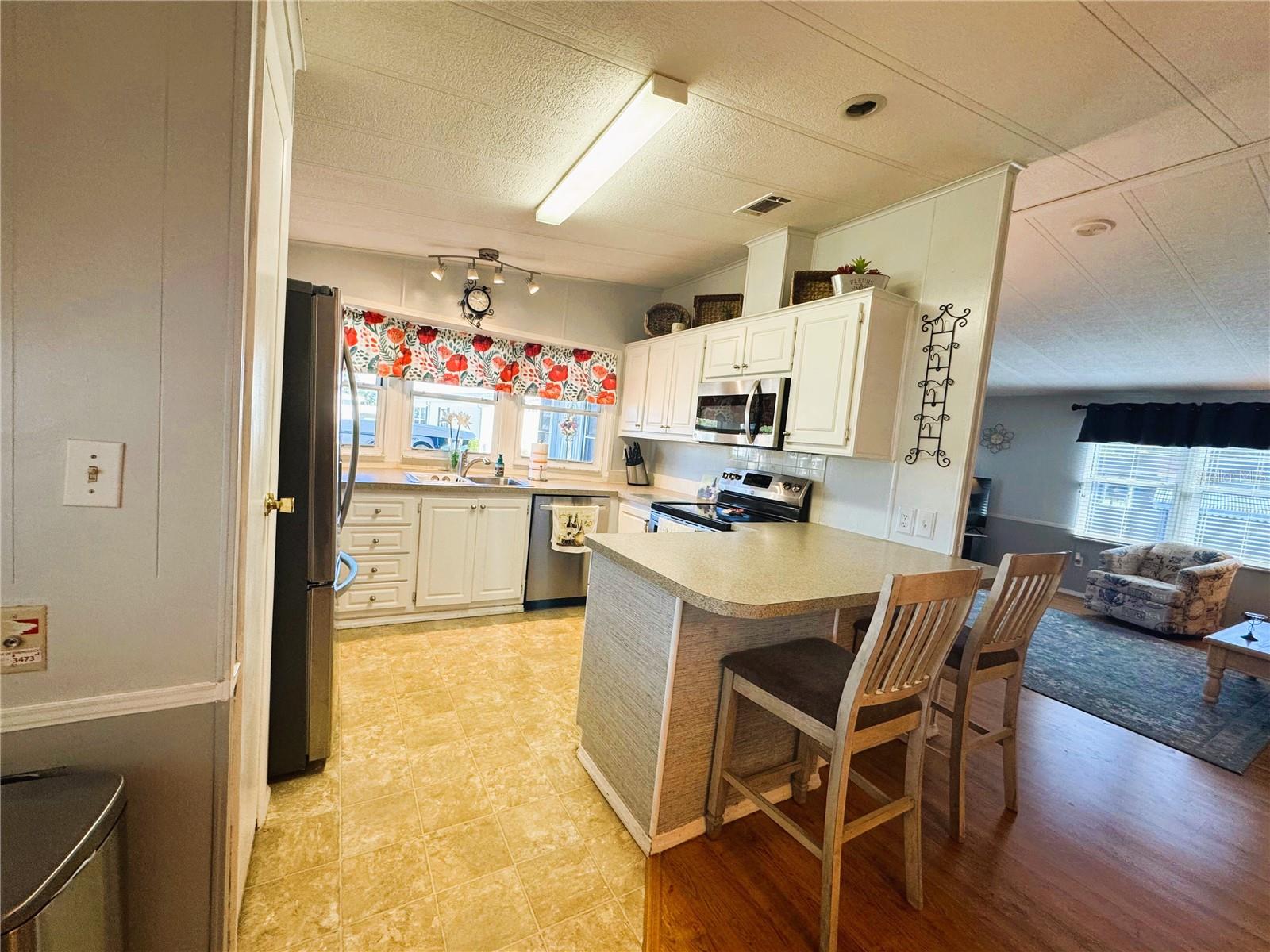 Image 9 of 36 For 178 Hibiscus Way