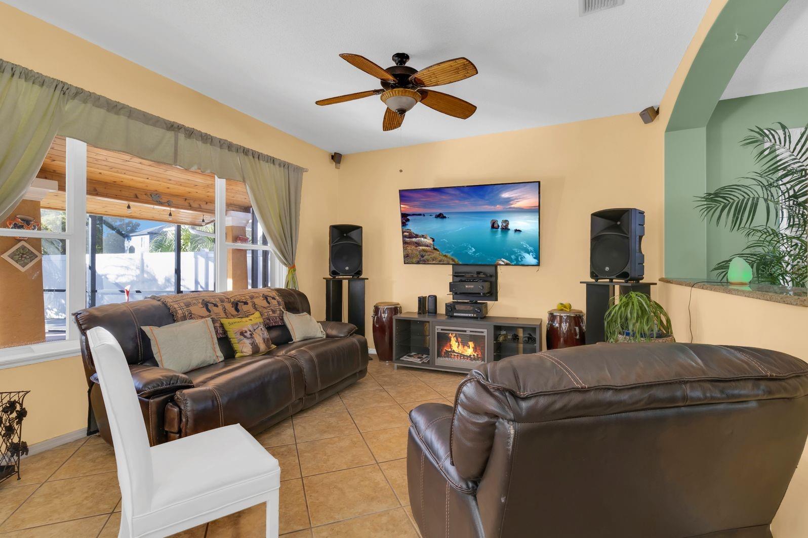 Image 4 of 33 For 2019 Meadow Pond Way