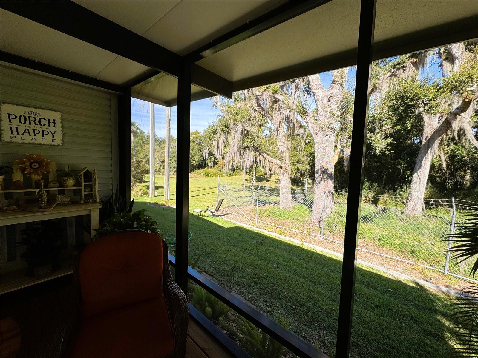 Image 18 of 62 For 208 Palo Verde Drive