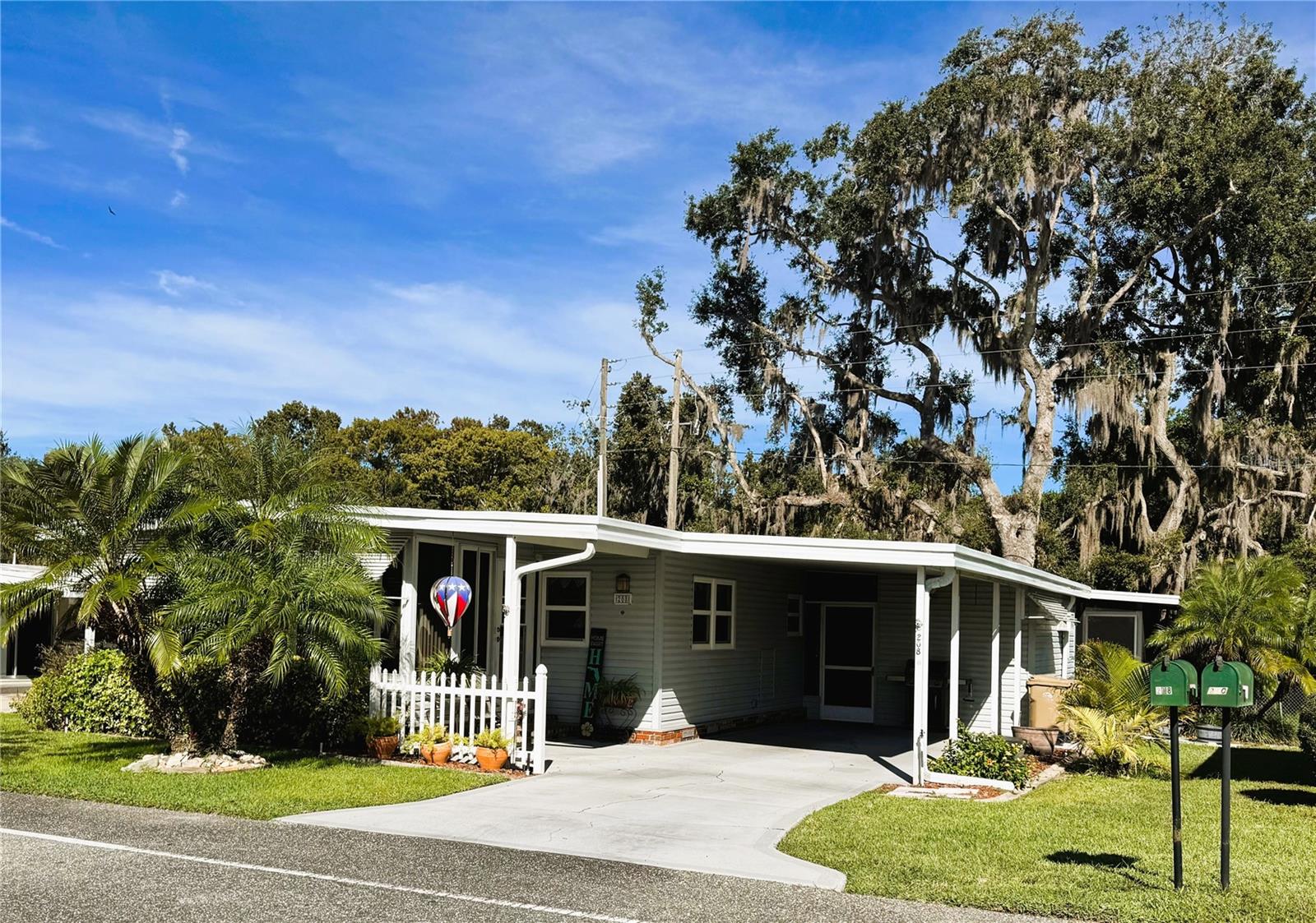 Image 2 of 62 For 208 Palo Verde Drive