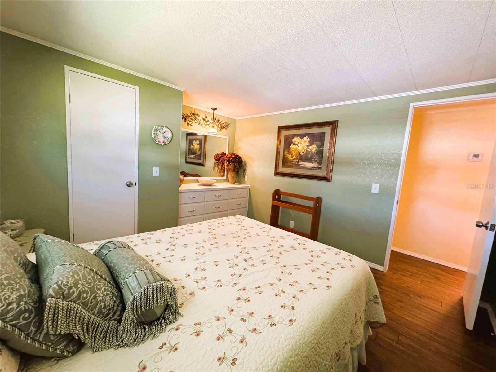 Image 38 of 62 For 208 Palo Verde Drive