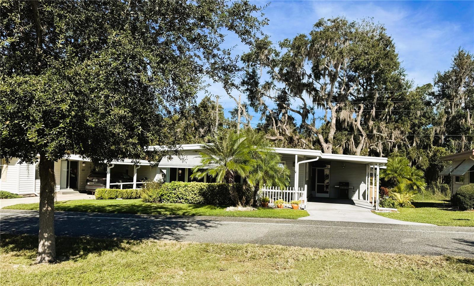 Image 5 of 62 For 208 Palo Verde Drive