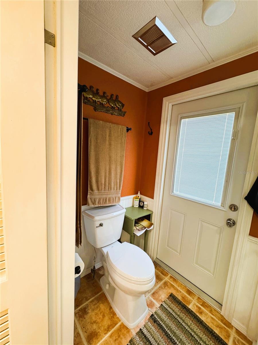 Image 52 of 62 For 208 Palo Verde Drive