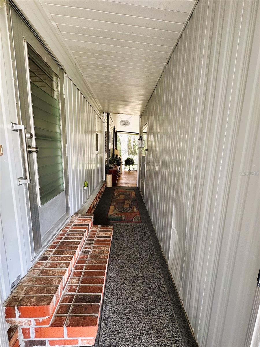 Image 9 of 62 For 208 Palo Verde Drive