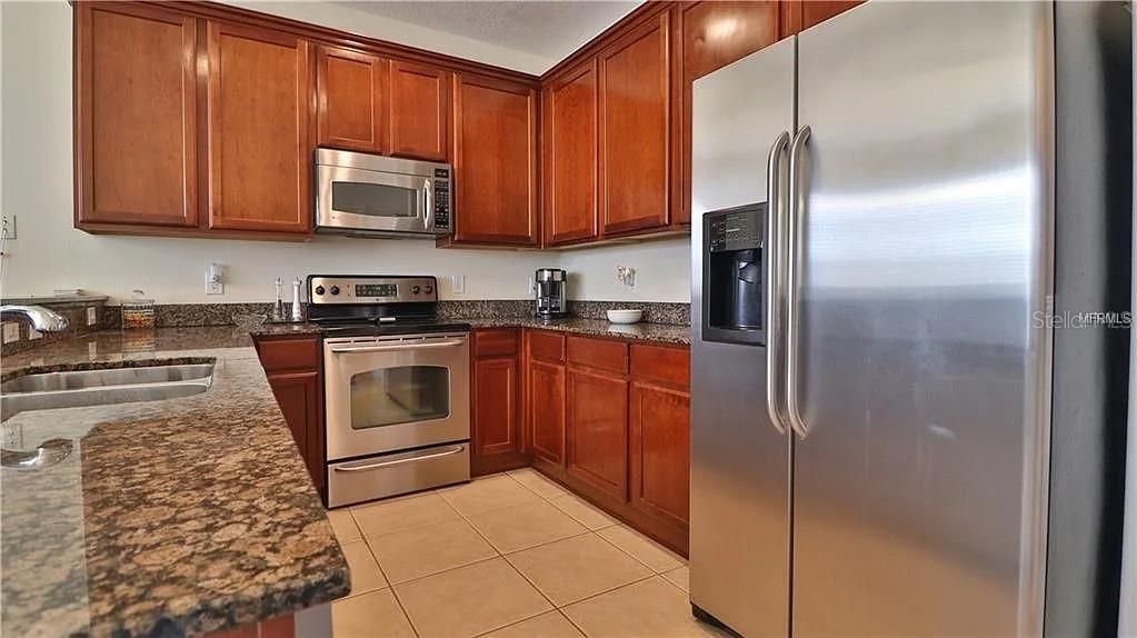 Image 3 of 12 For 2510 Middleton Grove Drive