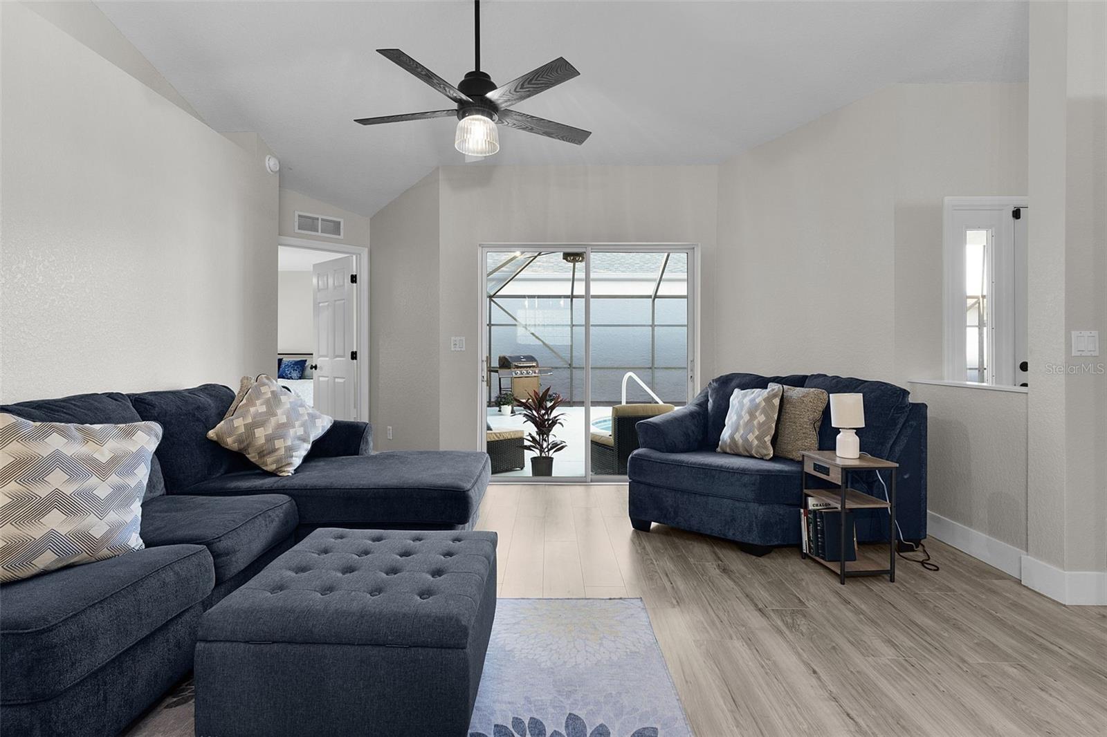 Image 16 of 43 For 17824 113th Terrace