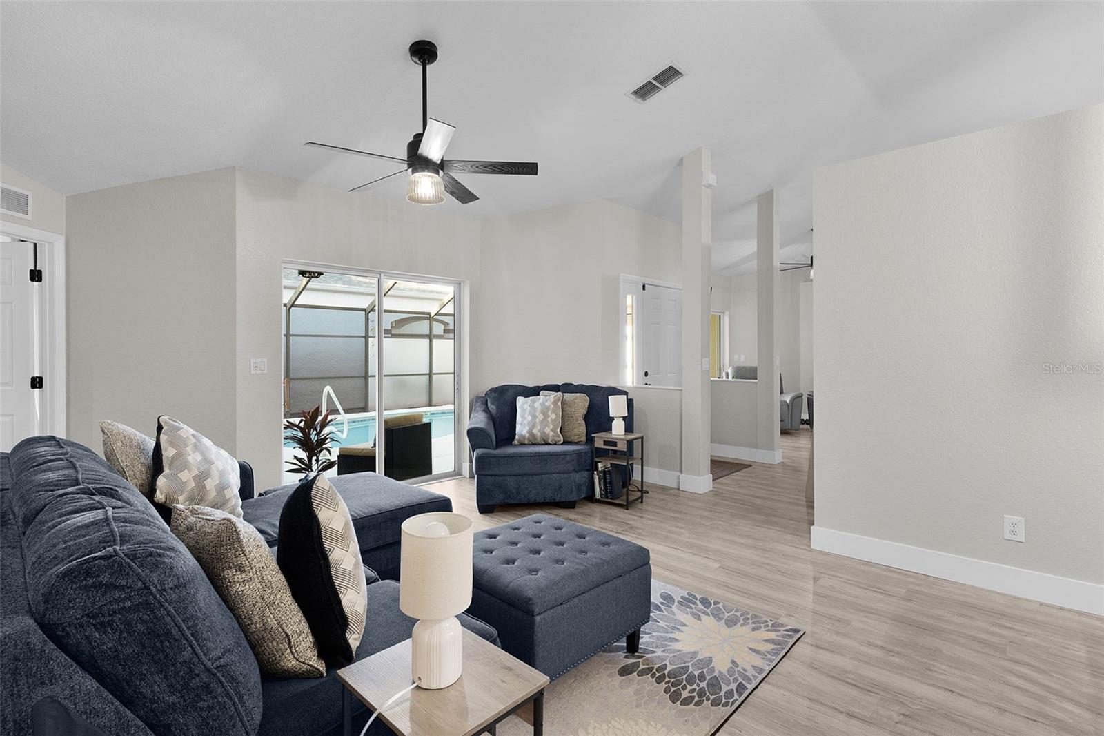 Image 18 of 43 For 17824 113th Terrace